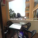 Apartament Menada Midia *