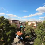 Apartament Menada Midia *