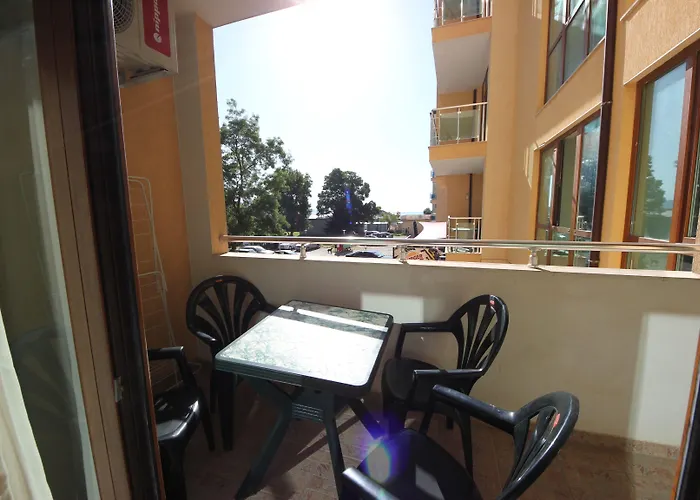 Apartment Menada Midia *