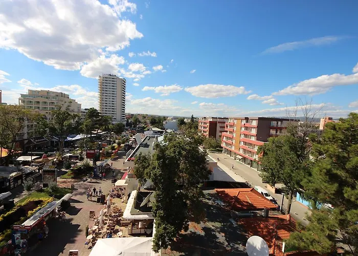 Апартаменты Menada Midia *