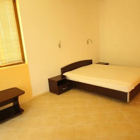 Menada Midia Apartment